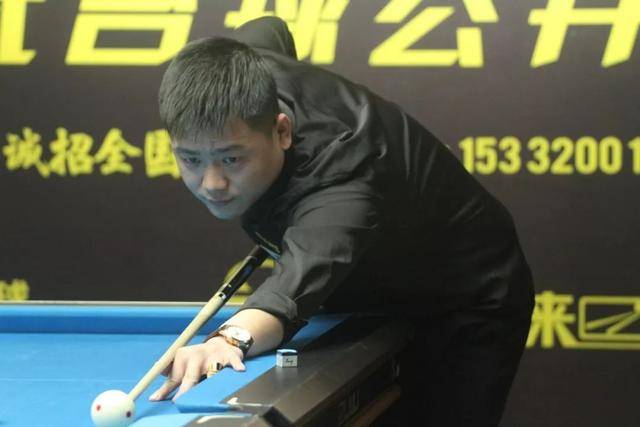 罗贝托一直 罗贝托一直