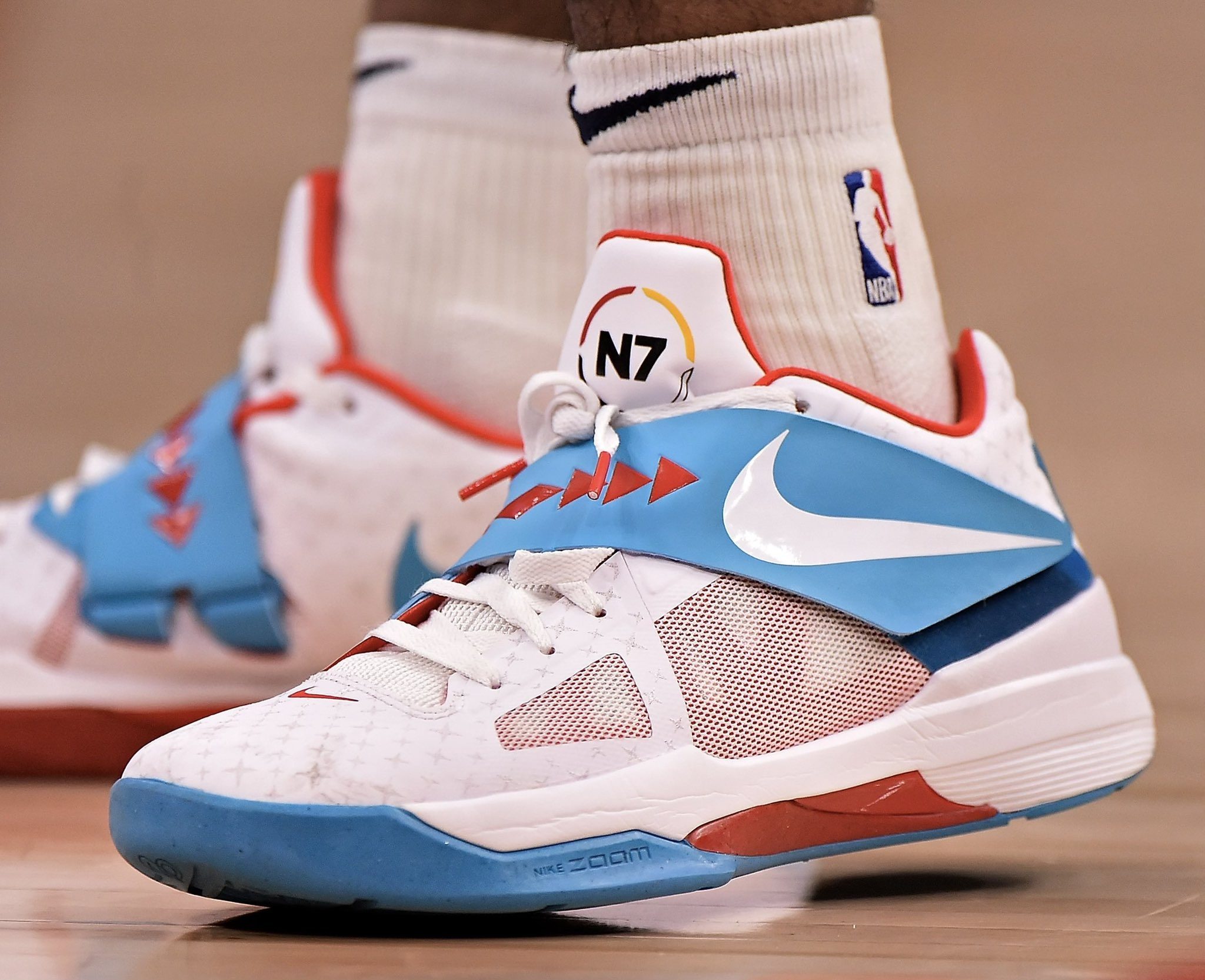 成低风险的 成低风险的